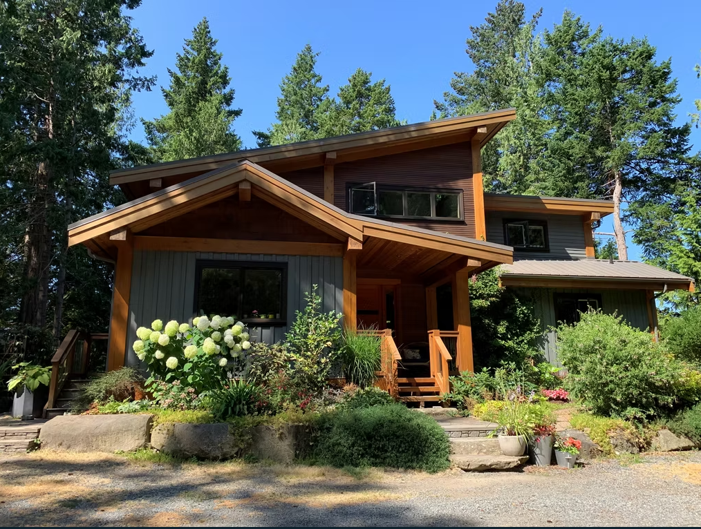 Kayan Custom Homes - General Contractors in Gabriola, British Columbia